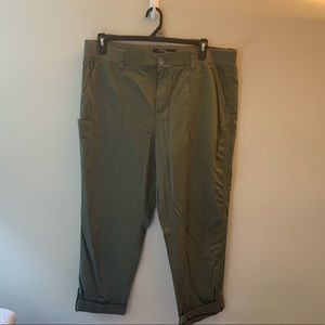 XL Stretchy Capri Pants